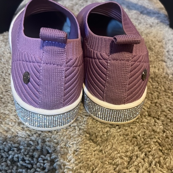 Purple Bernie Mev Slip on Shoes w/rhinestones Size 41 - Picture 2 of 5
